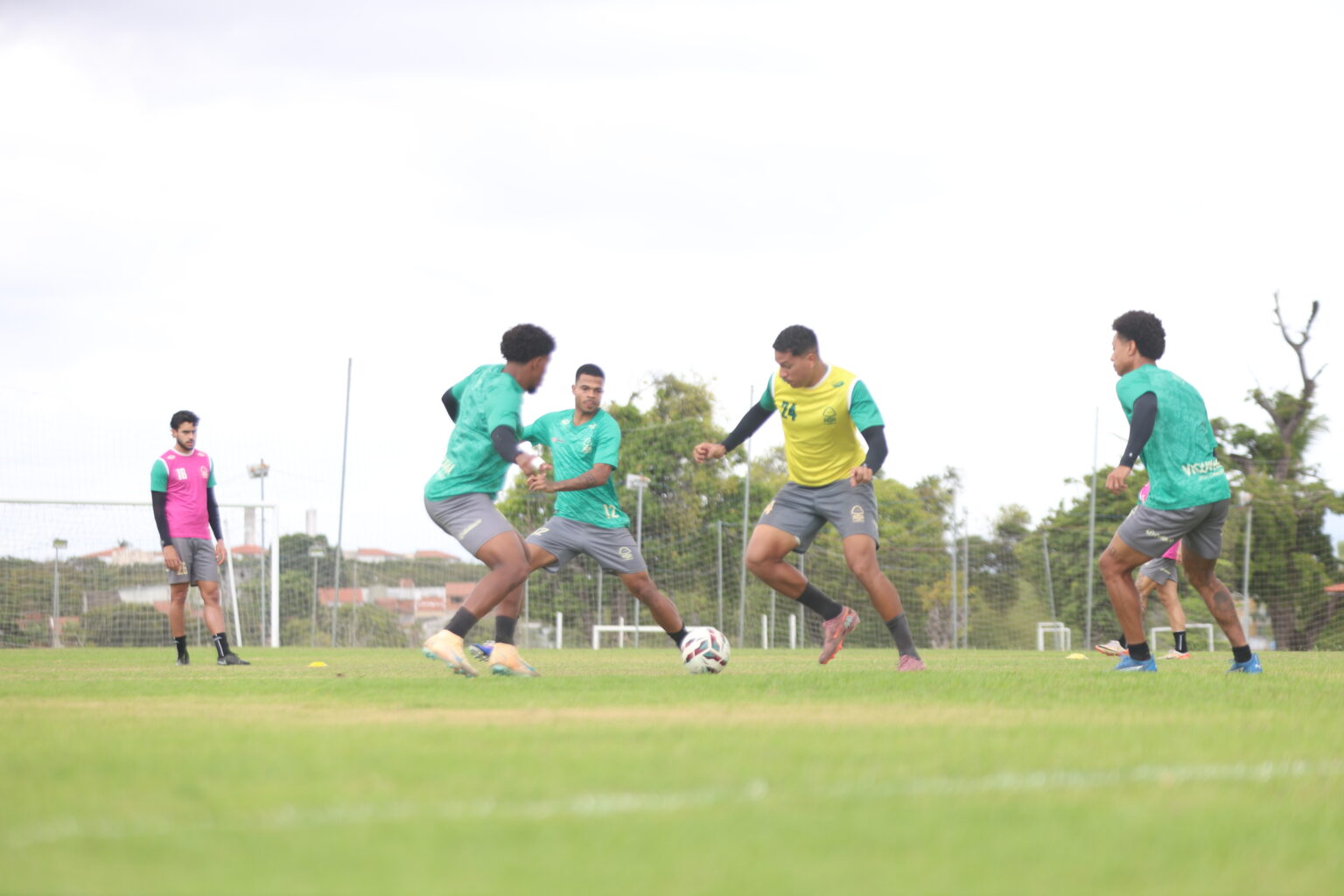 Floresta encerra preparativos para duelo do Campeonato Brasileiro